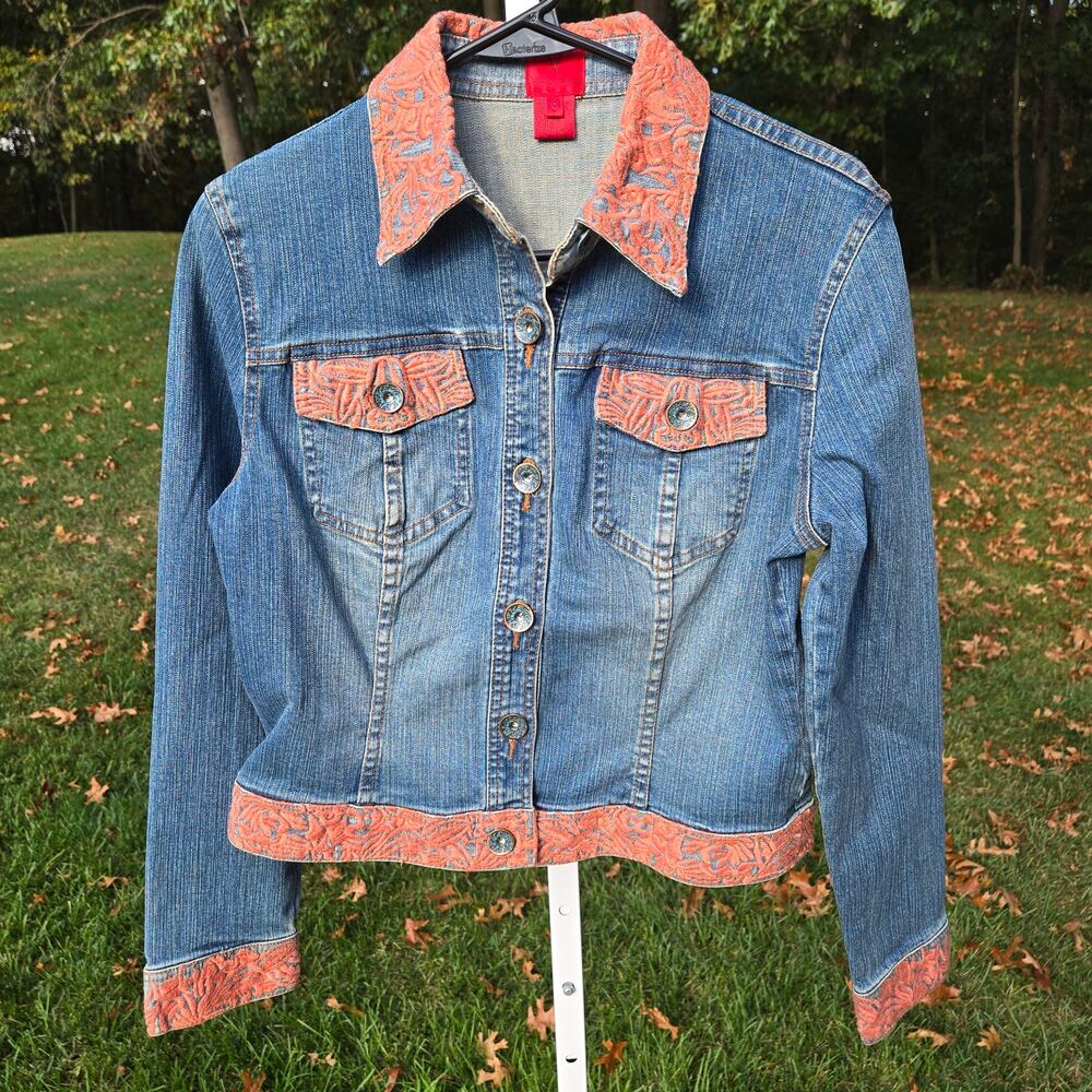 Very Vera Embroidered Denim Jacket Decorative Buttons size Small